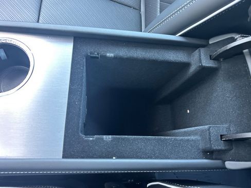 Certified 2026 Cadillac Vistiq Platinum w/ LPO, Floor Liner Package AWD/4WD image 33