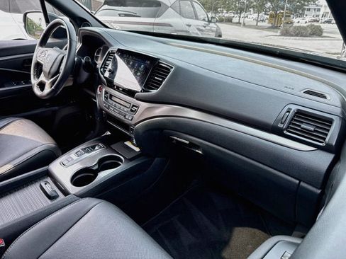 Used 2023 Honda Passport EX-L image 25