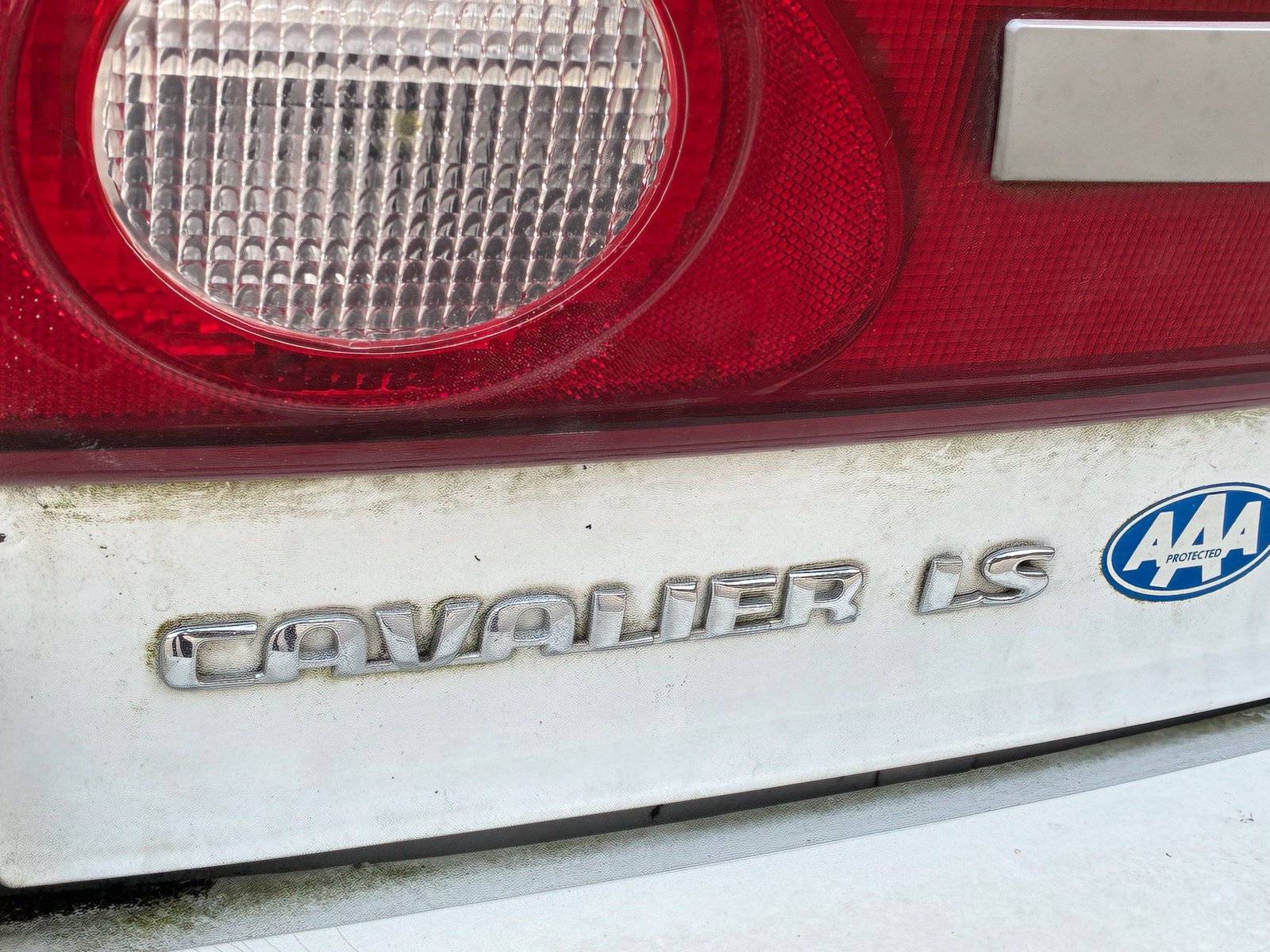 Used 2003 Chevrolet Cavalier LS FWD image 13