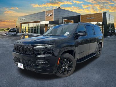 New 2025 Jeep Wagoneer L Series II w/ Convenience Group I