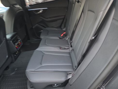 New 2026 Audi Q8 Premium Plus image 6