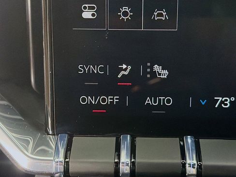 Used 2026 GMC Acadia Elevation w/ Elevation Premium Package AWD/4WD image 25