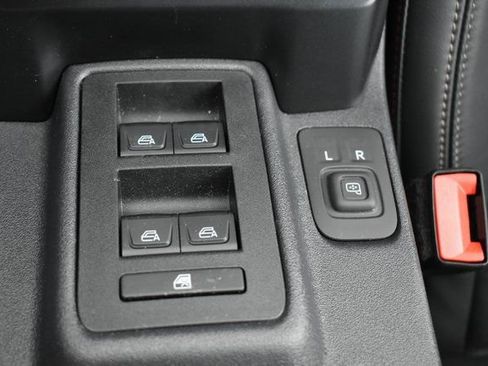 Used 2025 Ford Bronco Raptor AWD/4WD image 37