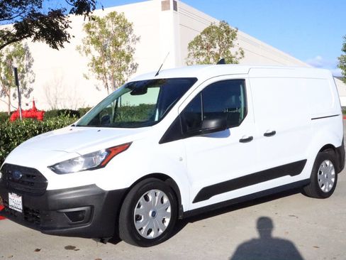 Used 2022 Ford Transit Connect XL image 2