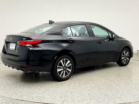 Used 2024 Nissan Versa SV FWD image 5