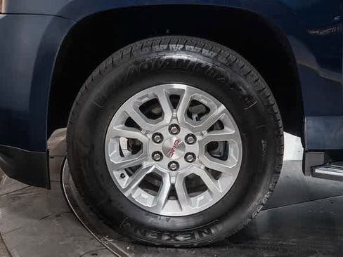 Used 2018 GMC Yukon SLE image 10