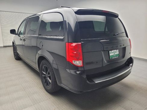 Used 2019 Dodge Grand Caravan SXT FWD image 5
