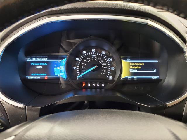 Used 2015 Ford Edge Titanium w/ Equipment Group 302A AWD/4WD image 22