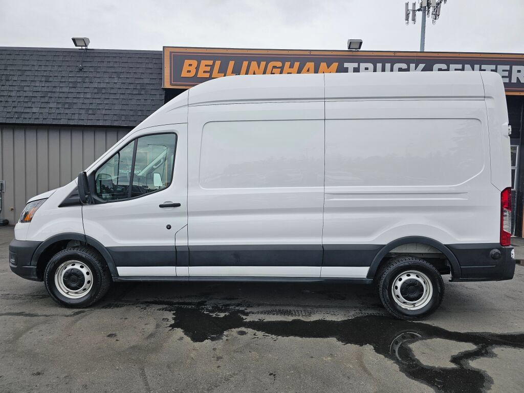 Used 2025 Ford Transit 250 148 High Roof RWD image 2