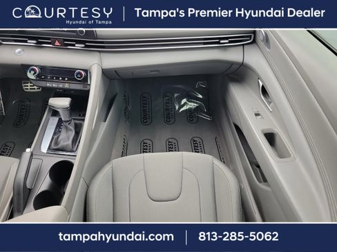 Certified 2025 Hyundai Elantra Sport image 14