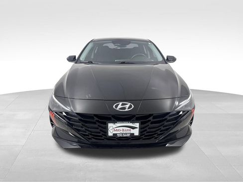Used 2023 Hyundai Elantra SEL w/ Cargo Package FWD image 10