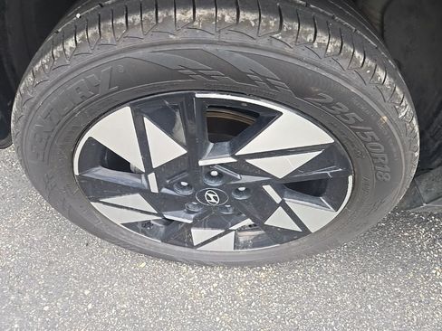 Used 2025 Hyundai Kona SEL AWD/4WD image 15