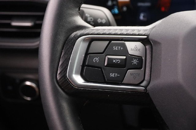 Used 2025 Ford Mustang Coupe RWD image 11