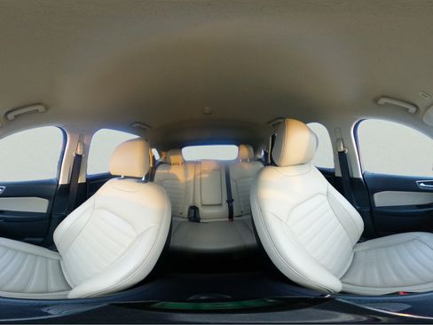 Used 2019 Ford Edge SEL w/ Equipment Group 201A FWD image 26