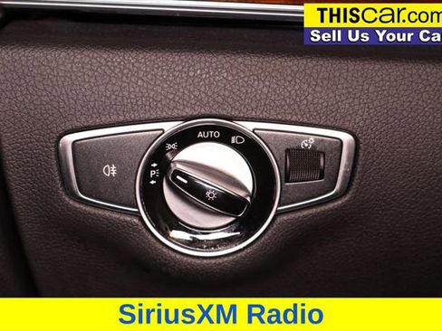 Used 2019 Mercedes-Benz E 300 image 22