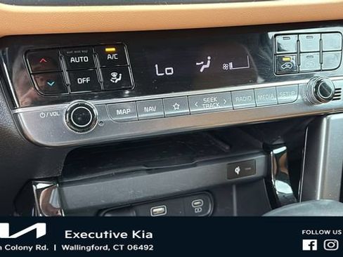 Certified 2024 Kia Seltos SX AWD/4WD image 18
