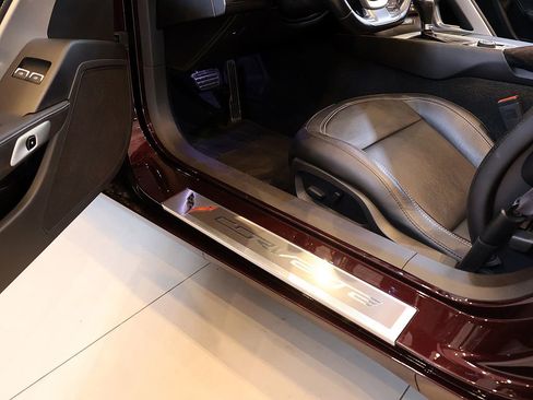 Used 2017 Chevrolet Corvette Stingray Coupe w/ Battery Protection Package image 35