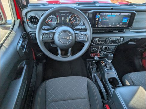 Used 2026 Jeep Gladiator Mojave AWD/4WD image 8