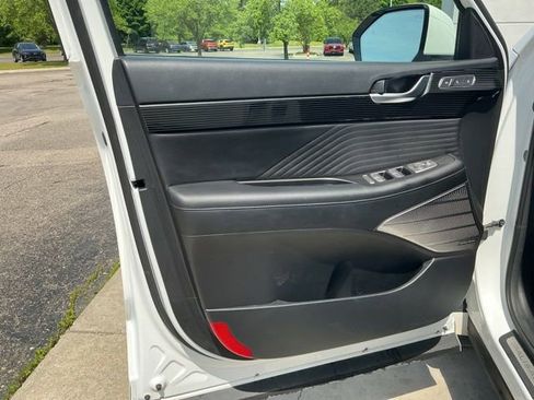 Used 2025 Hyundai Palisade Calligraphy AWD/4WD image 17