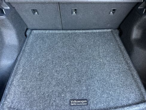 Used 2023 Volkswagen ID.4 Pro RWD image 15
