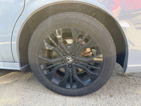 Used 2025 Honda Odyssey Sport-L image 8