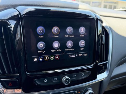 Used 2023 Chevrolet Traverse LT FWD image 28