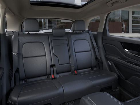 New 2026 Lincoln Corsair Grand Touring w/ Towing Package image 11