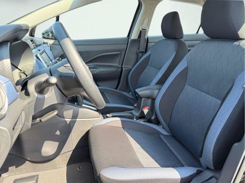 New 2025 Nissan Versa SV w/ Trunk Package FWD image 9