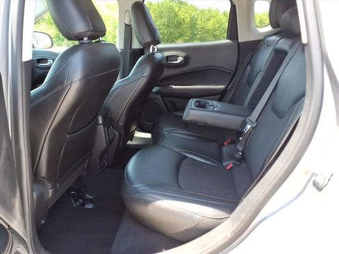 Used 2019 Jeep Compass Latitude AWD/4WD image 22