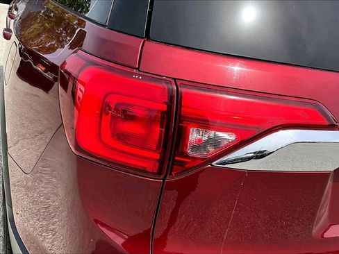 Used 2017 GMC Acadia SLT image 27