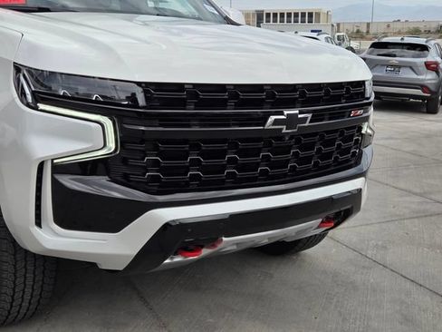 Certified 2024 Chevrolet Tahoe Z71 w/ Luxury Package AWD/4WD image 8