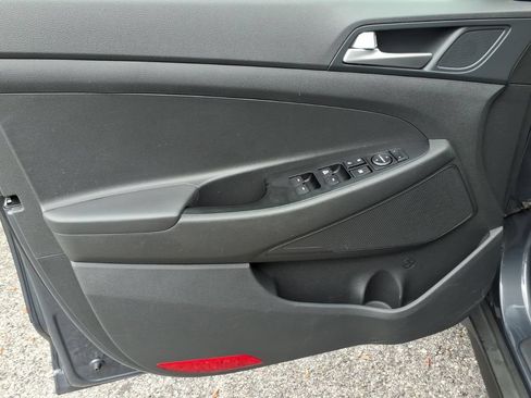 Used 2020 Hyundai Tucson SE FWD image 17