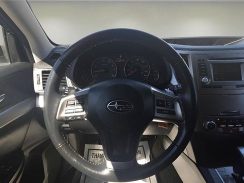 Used 2014 Subaru Outback 2.5i Premium AWD/4WD image 12