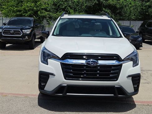 Used 2024 Subaru Ascent Limited w/ Technology Package image 2