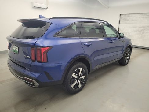 Used 2021 Kia Sorento EX w/ Panoramic Sunroof Package AWD/4WD image 10
