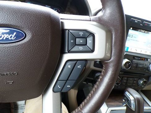 Used 2018 Ford F150 Lariat w/ Equipment Group 502A Luxury image 21