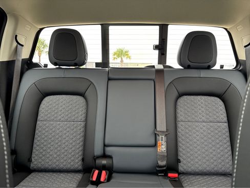 Used 2022 Chevrolet Colorado Z71 image 6