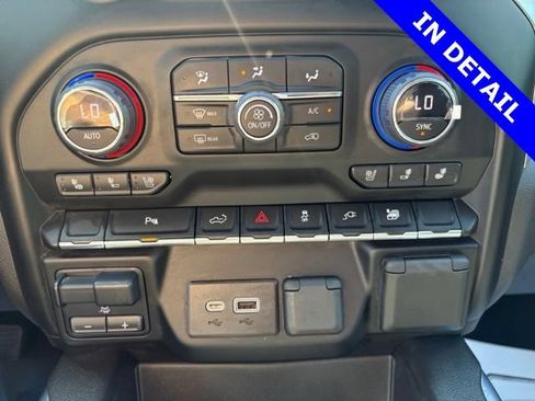 Used 2022 Chevrolet Silverado 1500 LTZ AWD/4WD image 25