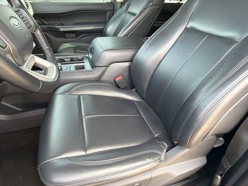 Certified 2022 Ford Expedition XLT image 20