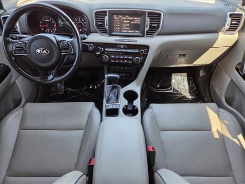 Used 2019 Kia Sportage EX w/ EX Premium Package FWD image 16