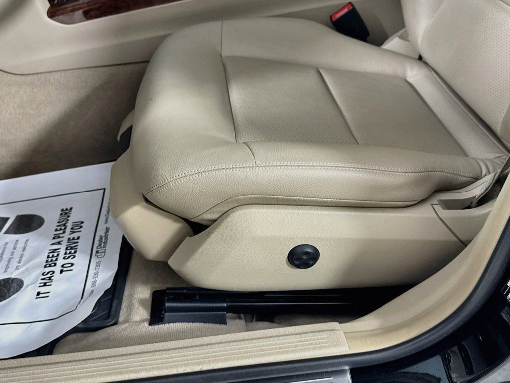 Used 2013 Mercedes-Benz E 350 4MATIC Sedan image 23
