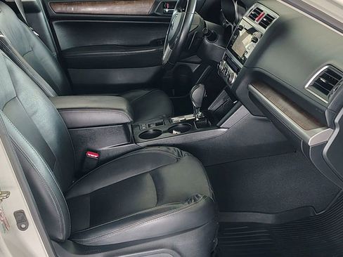 Used 2016 Subaru Outback 2.5i Limited image 17