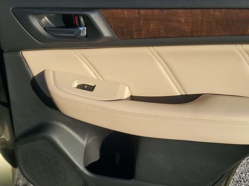 Used 2018 Subaru Outback 2.5i Limited image 45