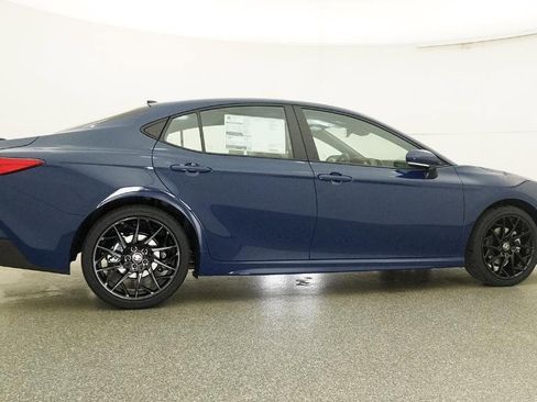 New 2026 Toyota Camry SE image 18