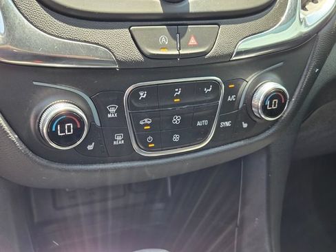 Certified 2023 Chevrolet Equinox LT FWD image 22