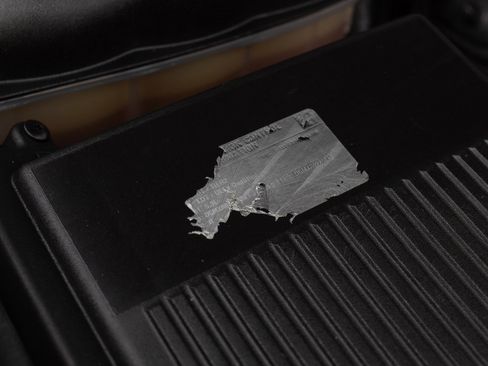 Used 2013 Chevrolet Avalanche LTZ image 38