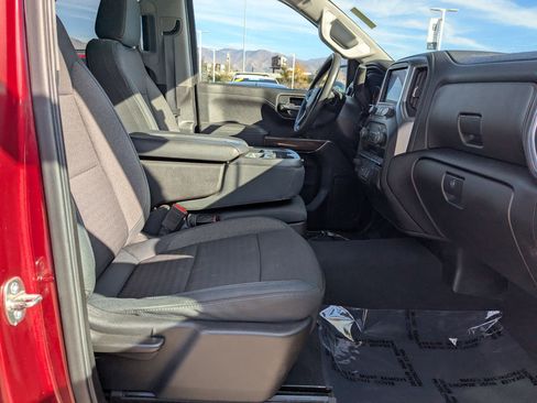 Used 2019 Chevrolet Silverado 1500 RST image 20