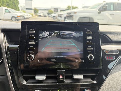 Used 2021 Toyota Camry LE FWD image 26