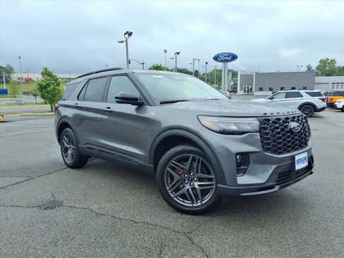 New 2026 Ford Explorer ST-Line AWD/4WD image 3