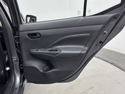 Used 2025 Nissan Versa S image 29